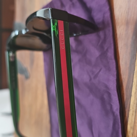 Gucci ladies sunglasses - Picture 5 of 6